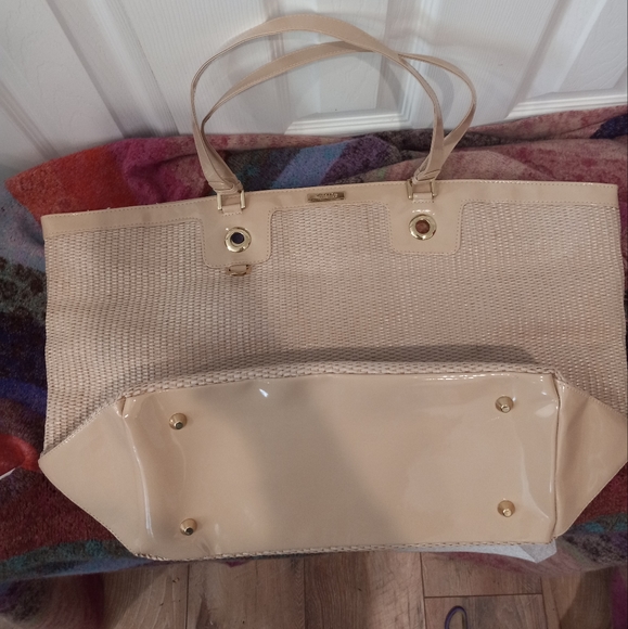 VERSACE - Picture 3 of 9